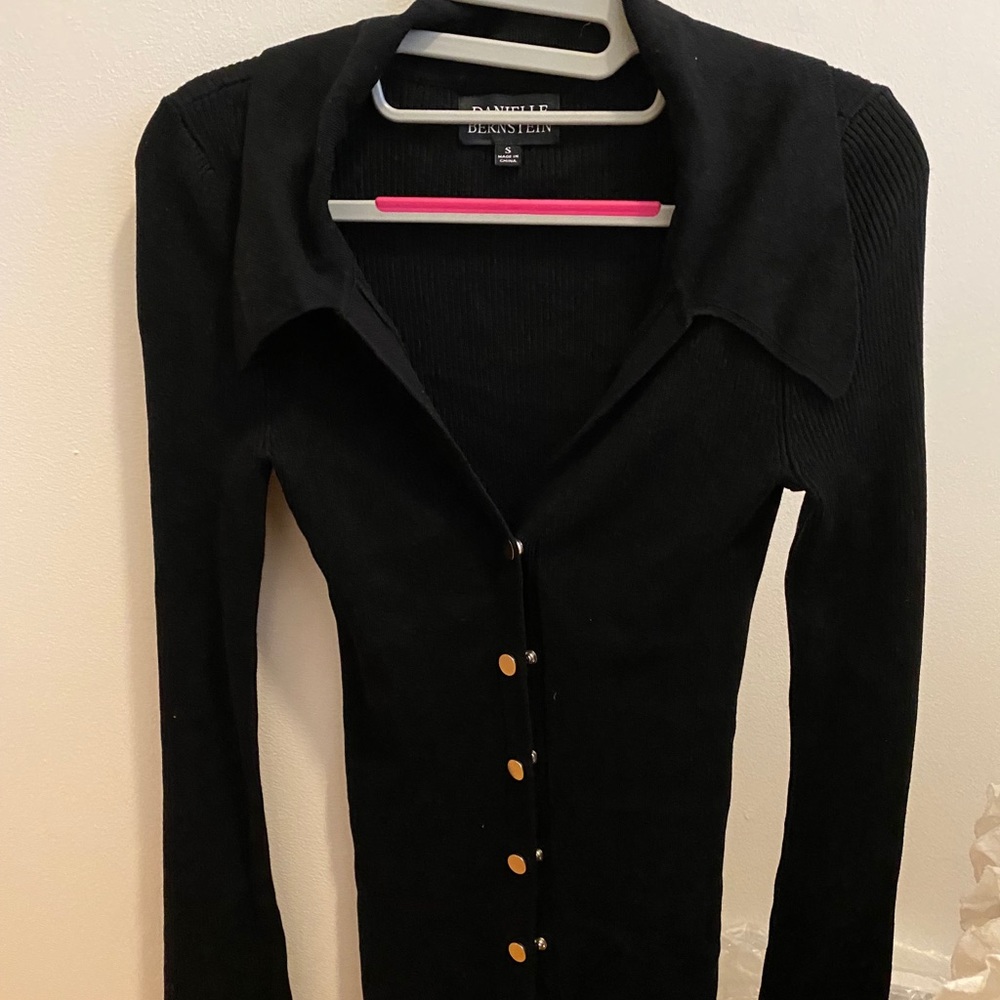 Danielle Bernstein WeWoreWhat button down top